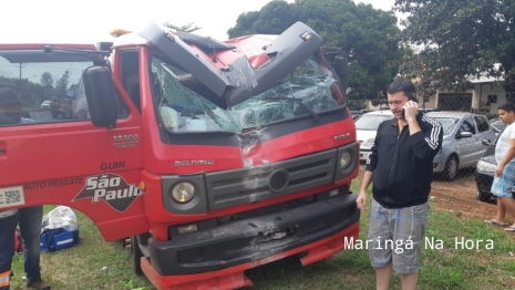 foto de Motorista de caminhão ao desviar de cachorro sofre grave acidente na BR-376 em Iguatemi