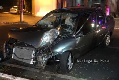 foto de Motorista fica ferido após bater carro contra árvore em Maringá 