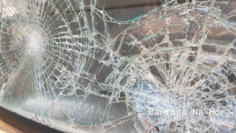 foto de Câmera interna de ônibus registra momento da batida com ciclista em Maringá