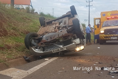 foto de Mulher capota carro entre Maringá e Iguatemi 