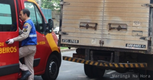 Ciclista de 17 anos tem ferimentos graves ao bater em caminhão parado em Maringá