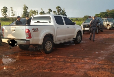 foto de Maringaenses são flagrados com quase 24 kg de crack em veículo de luxo