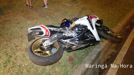 foto de Empresário morre ao bater moto de alta cilindradas em poste em Maringá