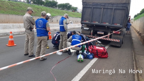 foto de Motociclista morre após bater na traseira de caminhão, em Maringá