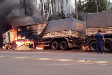 foto de Morador de Sarandi morre em grave acidente envolvendo carro e carreta