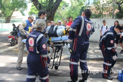 foto de Motociclista sofre fratura exposta após colisão com carro em Maringá