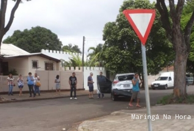 foto de Vídeo mostra momento que caminhão invade preferencial e causa acidente em Maringá