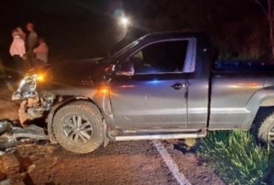 foto de Criança de 10 anos morre em colisão frontal envolvendo carro e caminhonete na rodovia PR-468