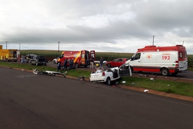 foto de Maringaense morre após acidente entre carro e caminhonete na BR-376