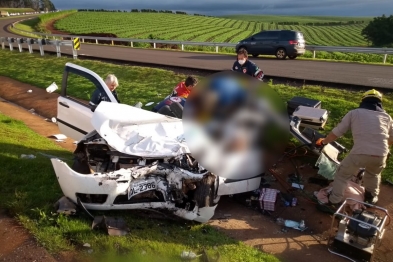 foto de Maringaense morre após acidente entre carro e caminhonete na BR-376