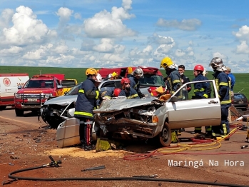 foto de Colisão frontal deixa seis pessoas feridas na PR-323