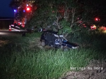 foto de Motorista morre após bater carro em árvore entre a cidade de Mandaguaçu e o Distrito de Pulinópolis