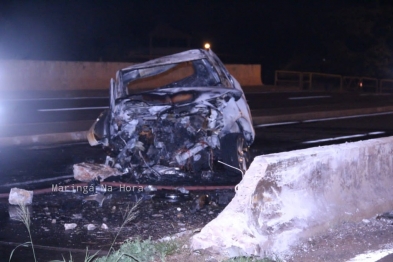 foto de Carro explode e motorista morre carbonizado após batida em Maringá