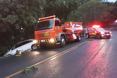 foto de Jovem morre e outras pessoas ficaram feridas em acidente entre as cidades de Kaloré e Marumbi