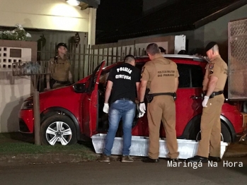 foto de Homem é morto e mulher é socorrida em estado grave após serem baleados dentro de carro em Maringá