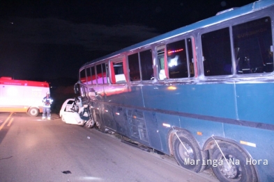 foto de Acidente entre ônibus e carro deixa 4 mortos na PR-317 entre as cidades de Maringá e Iguaraçu