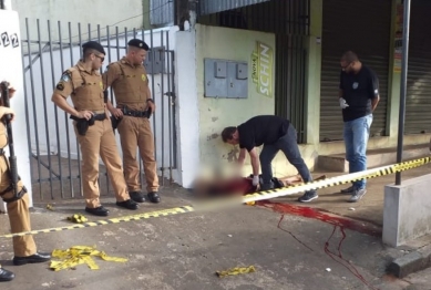 foto de Jovem é morto a tiros na frente de bar em Cianorte