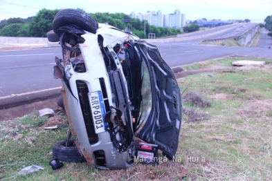 foto de Jogador do Maringá Seleto Futsal sofre ferimentos graves após capotar carro na Marginal do Contorno Norte