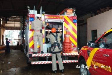 foto de Trabalhador é resgatado após ficar parcialmente soterrado em silo com soja