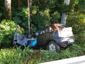 foto de Motorista morre após bater carro contra árvores entre Água Boa e Paiçandu