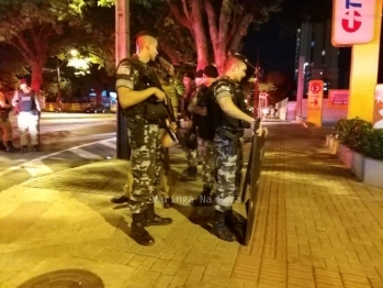 foto de Durante briga, adolescente tem faca cravada no peito em Maringá