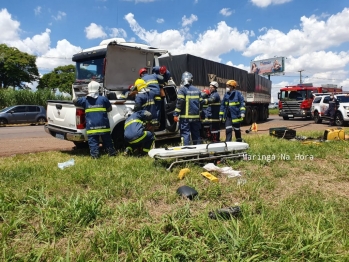 foto de Estudante de medicina fica preso às ferragens após colisão contra carreta em Maringá