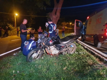 foto de Homem é socorrido inconsciente e com lesões graves após queda de moto em Maringá