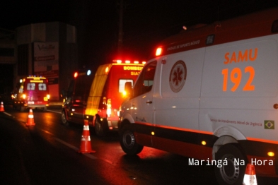 foto de Colisão entre carro e carreta na PR-317, deixa pai e filhas feridos