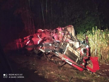 foto de Graves acidentes simultâneos na PR 317 em Iguaraçu envolvendo sete veículos resulta em treze vítimas