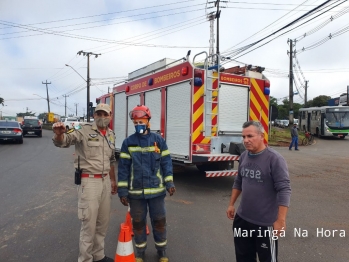 foto de Vídeo mostra momento em que carreta tomba na rotatória do Shopping Catuaí de Maringá