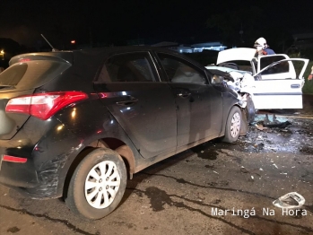 foto de Colisão frontal entre veículos deixa duas pessoas gravemente feridos no Contorno Sul de Maringá