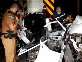 foto de Dois jovens morrem em acidente na Avenida Guedner, em Maringá