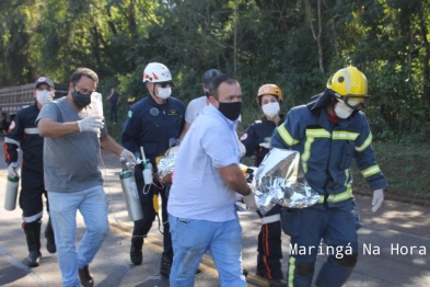 foto de Colisão frontal entre veículos na rodovia PR-323, deixa 06 pessoas feridas, entre elas uma gestante de 32 semanas