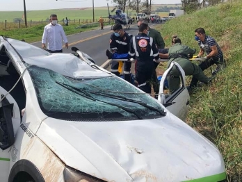 foto de Motorista fica ferido após capotamento entre Iguaraçu e Astorga