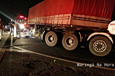 foto de Duas pessoas morrem em acidente entre moto e carreta na BR-376