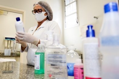 foto de Teste do Procon/UEM reprova quase metade de álcool em gel vendido em Maringá