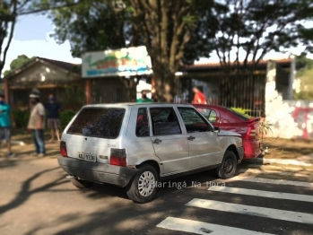 foto de Motorista com sinais de embriaguez atropela ciclista e colide contra carro estacionado em Maringá