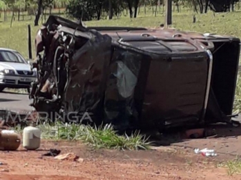 foto de Tragédia: pai e filho morrem em grave acidente entre as cidades de Colorado e Itaguajé