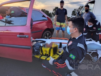 foto de Motorista perde controle de carro e bate contra outro veículo e no guard rail, em Paiçandu