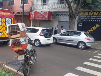 foto de Ciclista fica gravemente ferida após ser atropelada na faixa de pedestres por moto em Maringá  