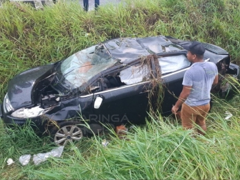 foto de Capotamento entre o Distrito de Iguatemi e a cidade Mandaguaçu deixa quatro pessoas feridas