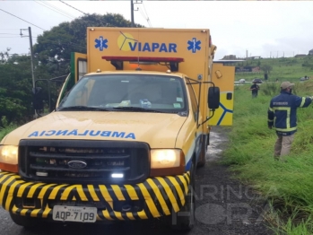 foto de Capotamento entre o Distrito de Iguatemi e a cidade Mandaguaçu deixa quatro pessoas feridas