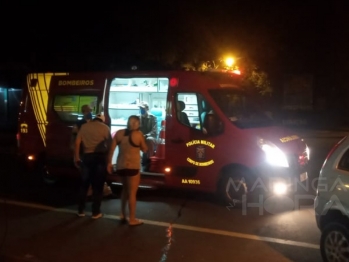 foto de Imagem de câmera de segurança mostra a batida de carro contra poste, em Maringá