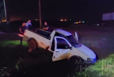 foto de Motocicleta explode após colisão com picape na BR-376