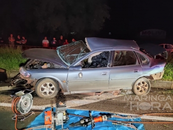 foto de Homem morre na colisão de carro e caminhão, em Maringá 