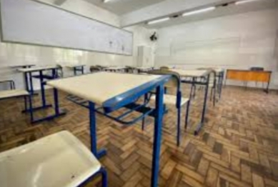 foto de Juiz não autoriza retorno às aulas em escola de Maringá