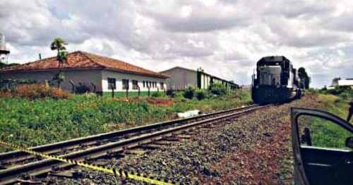 Mulher morre ao ser atropelada por trem na região de Maringá