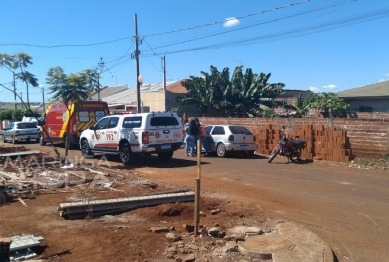 foto de Criança morre após ser atingida por caixa de porcelanato de 70kg