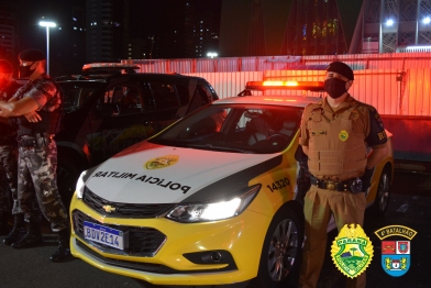 foto de GGI autua dois bares, multa cinco pessoas e apreende 22 veículos na noite desta sexta, 4, em Maringá 