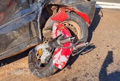 foto de Colisão entre carro e moto registrada por câmera de segurança termina em morte na região